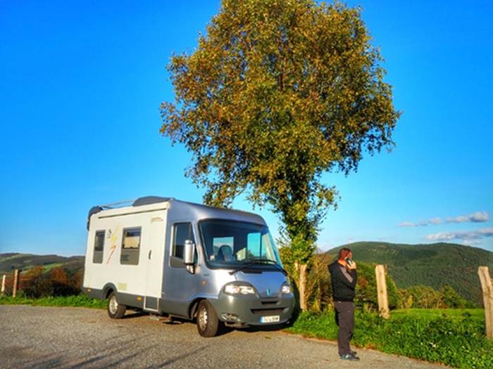 En este momento estás viendo Ruta en Autocaravana por Los Oscos